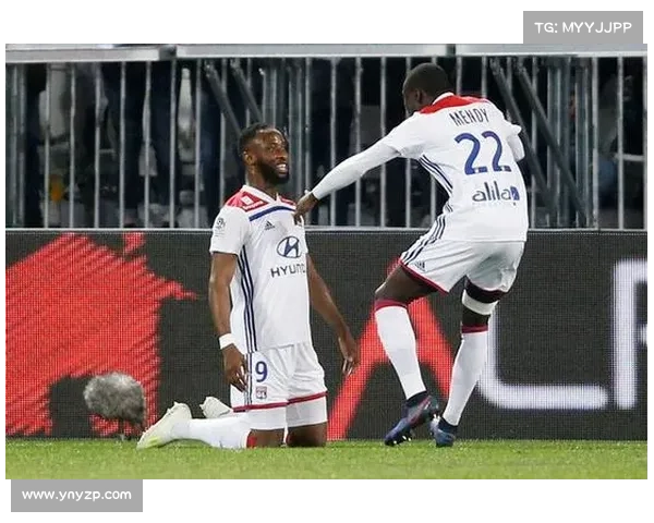 如何通过科学训练提升法甲锋线精英的射门精准度与稳定性